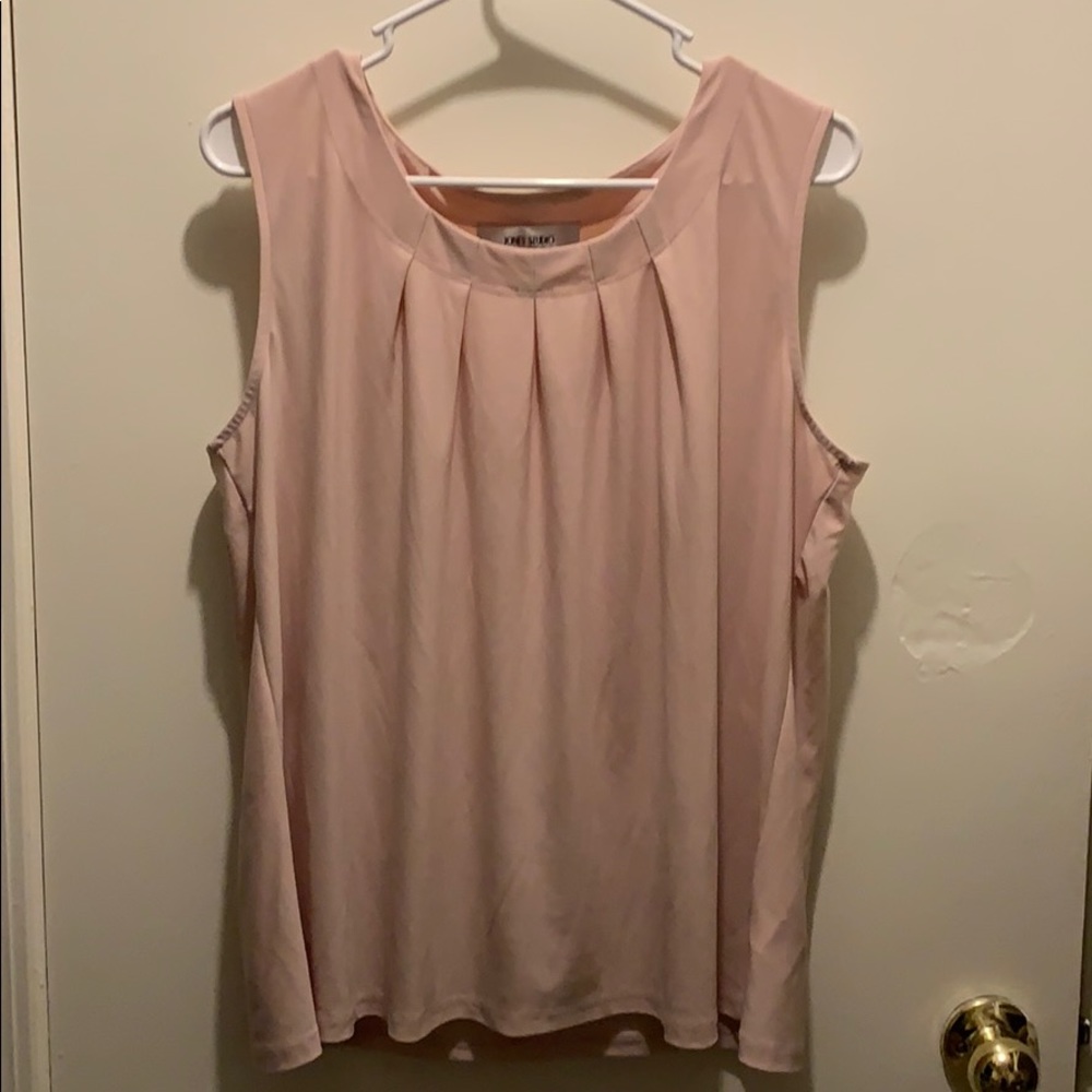 Pink pleated top